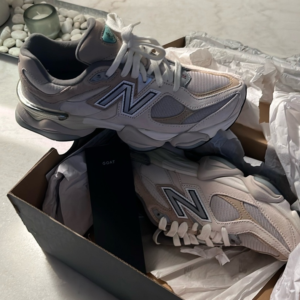 Brand new never worn 6/men 7.5/women New Balance 9060 purchased from goat
